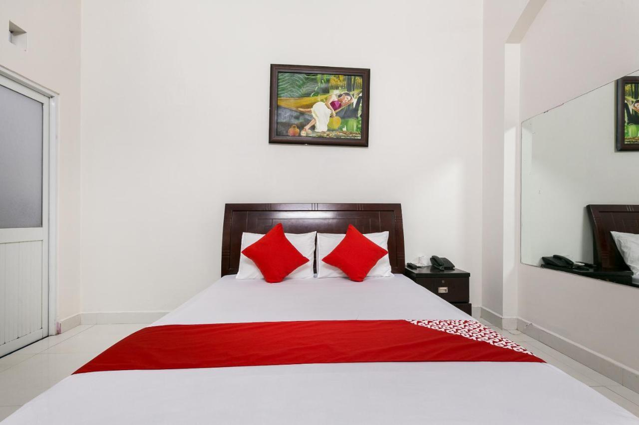 Oyo 486 Nhat Nhat Hotel 2*